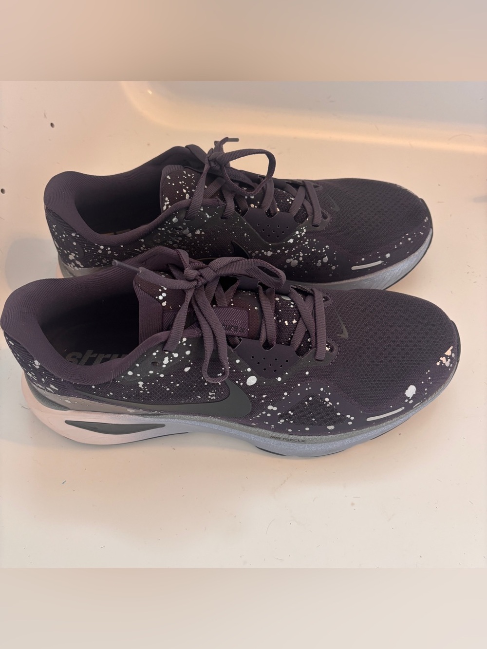 Nike Structure 26 SE W11.5/M10